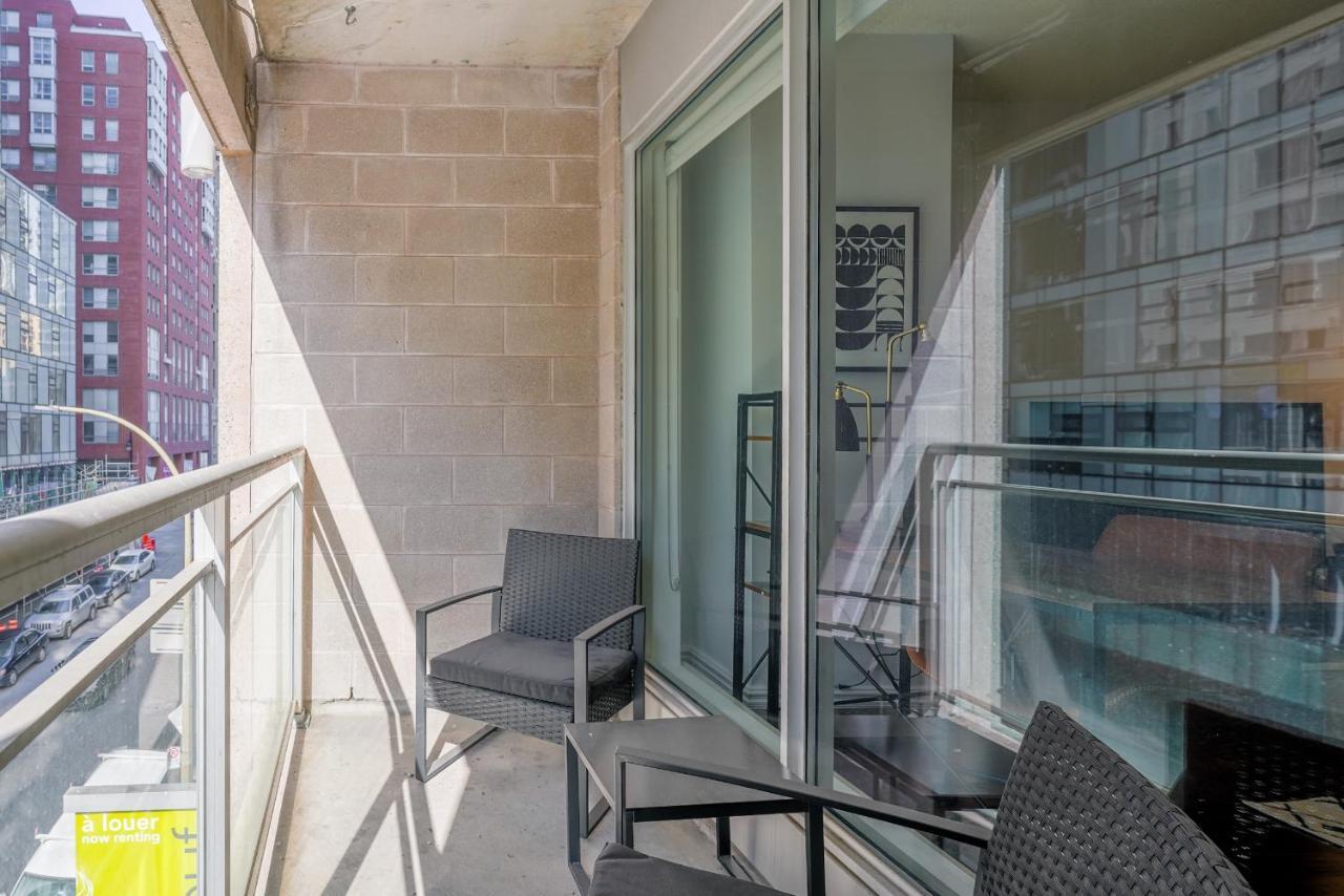 Le Mille Neuf Furnished Apartments モントリオール エクステリア 写真